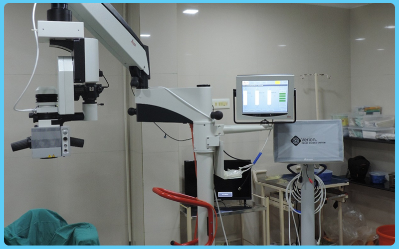 Leica (Germany) HD Microscope, Ellipse FX Phaco